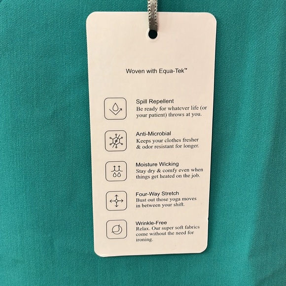 Mandala Scrubs 6 Pocket Top Women’s Size XXS Surgical Green NWT Woven Equa-Tek - Picture 7 of 9